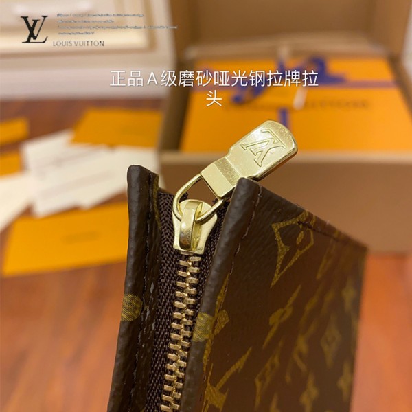 gucciaaa-38675-gallery-75468-7f0d51e740b84648 M47542 LV 正品級男女同款手包化妝包