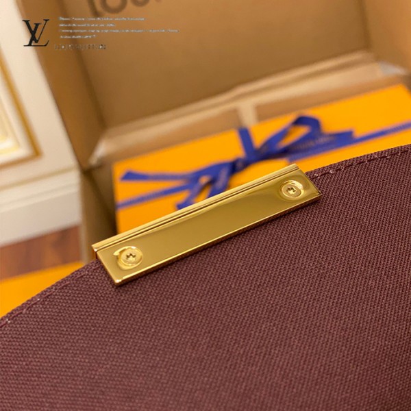 gucciaaa-38686-gallery-75598-2b517efb394252cb M40718 LV正品級小號斜背包晚宴包